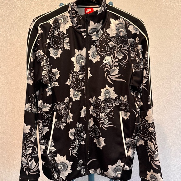Nike NSW Men’s Sportwear Full Zip Track Jog Jacket Black and White Floral Medium - Picture 1 of 7